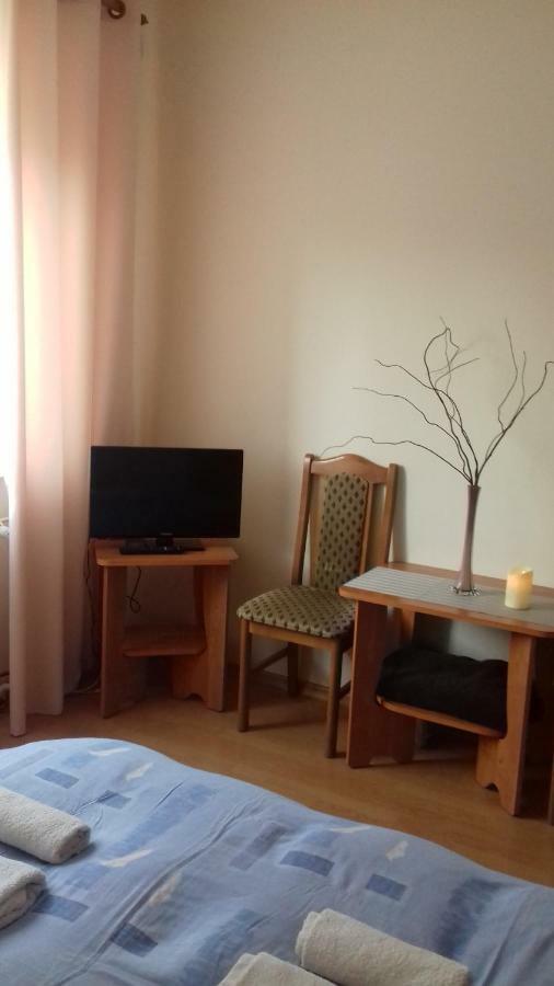 Pod Jarzebina Apartamento Stary Toruń Exterior foto